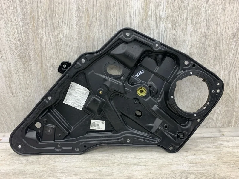 Стеклоподъемник электрический Volkswagen Tiguan 2009 5N0839461A КРОССОВЕР CBAB, задний левый