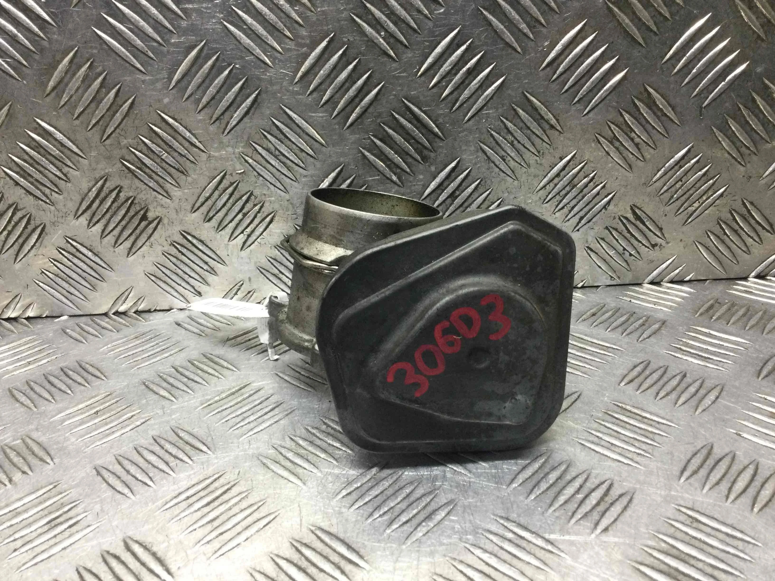 Заслонка дроссельная BMW X3 E83 (2003-2006) дизель 3.0 TDI Автомат