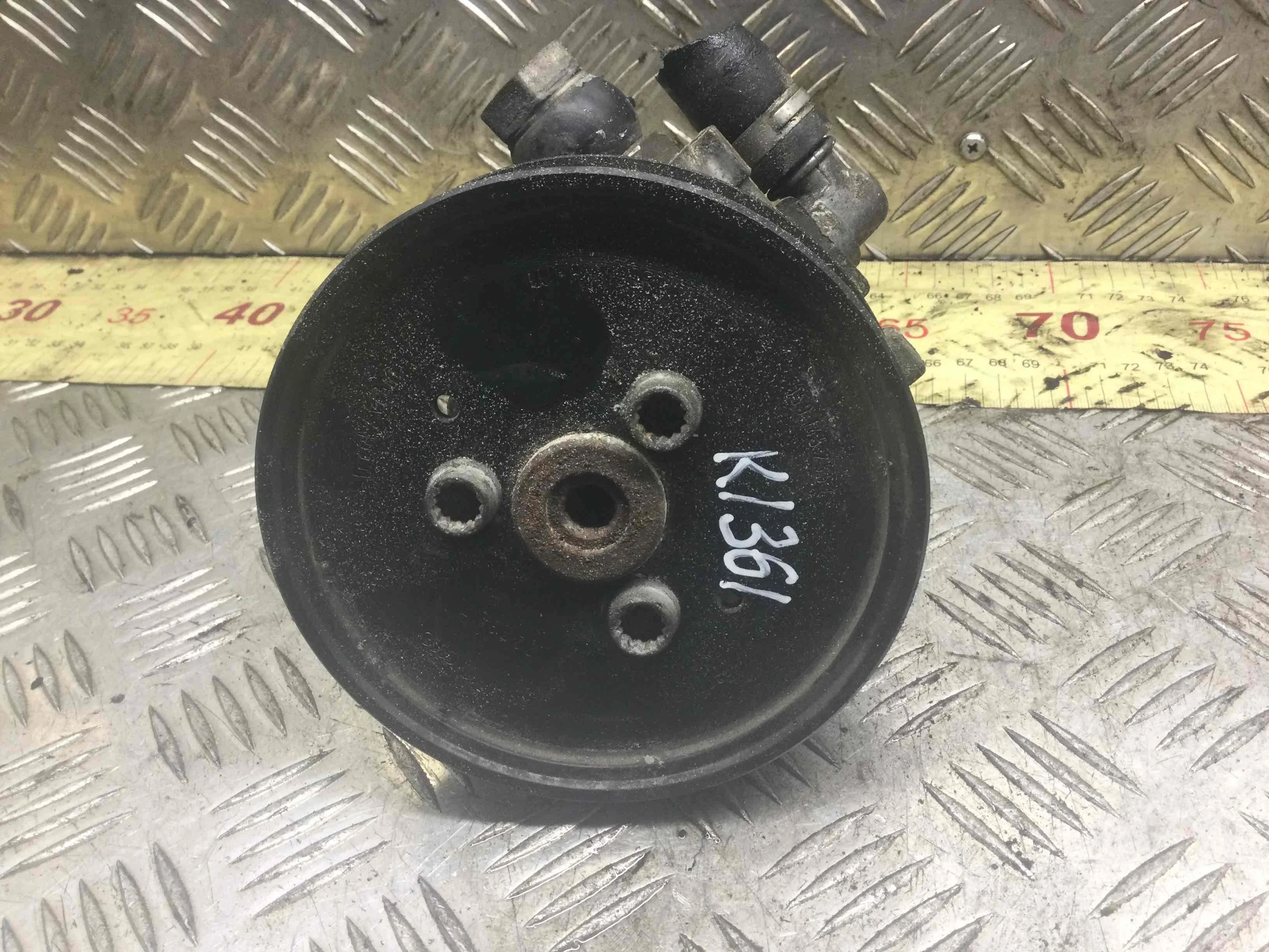 Насос гидроусилителя руля Audi A6 C6/4F (2004-2008) дизель 3.0 TDI Автомат Универсал