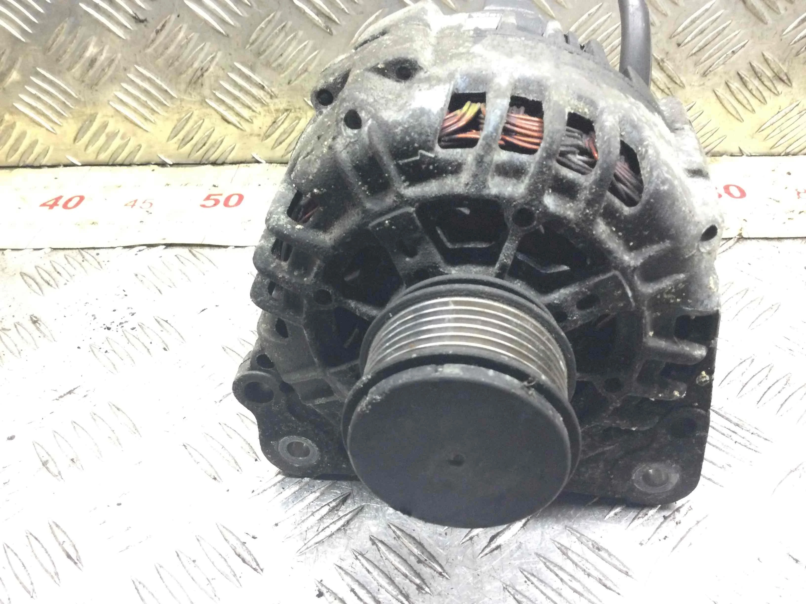 Генератор Volkswagen Golf 4 поколение (1997-2004) дизель 1.9 TDI Механика 5-дв, х/б