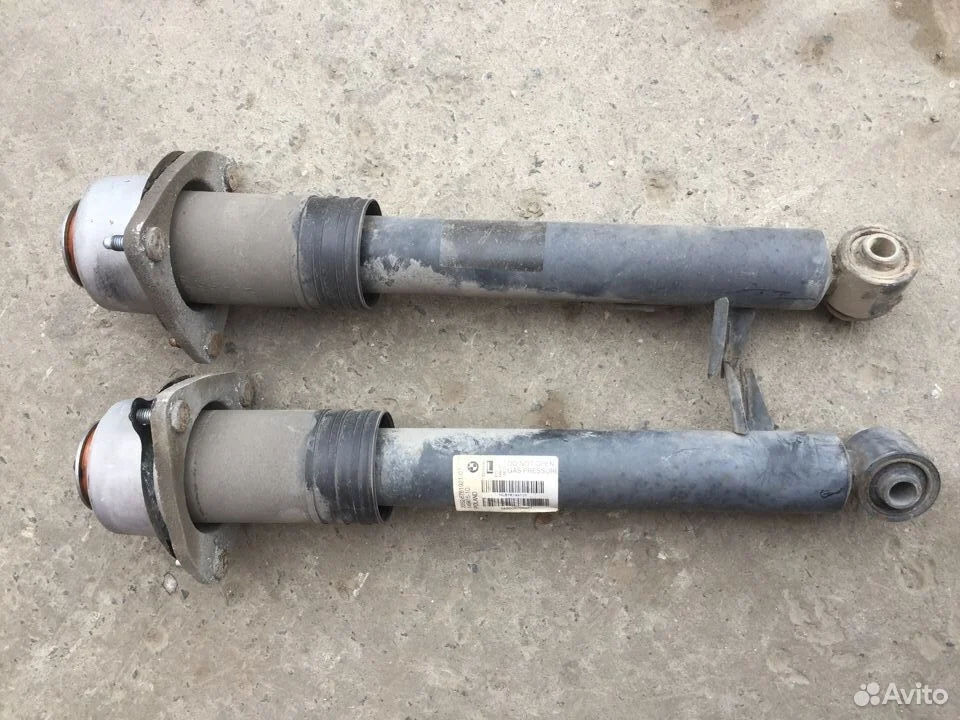 Амортизатор задний бмв е70 33526781921 33526781922