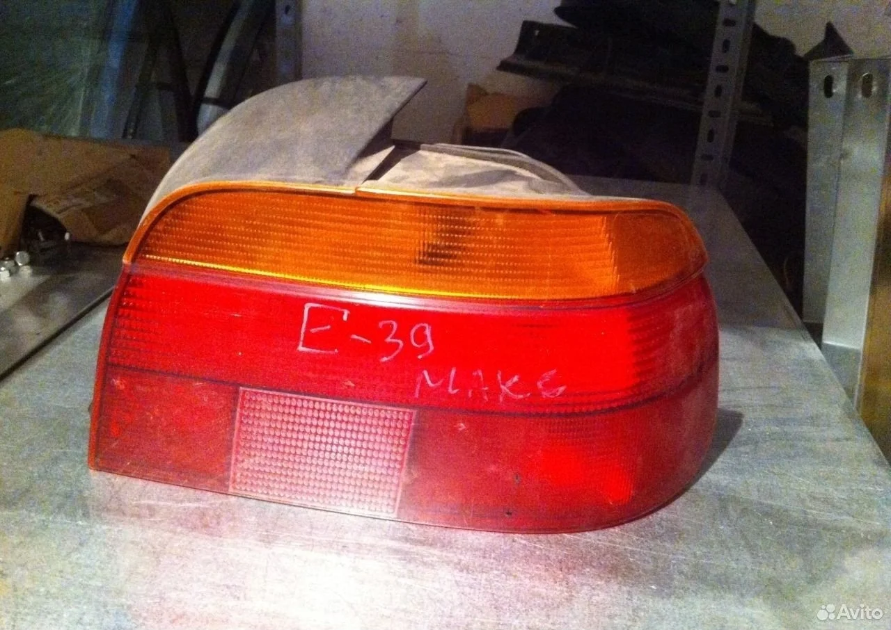 Фонарь задний правый для бмв е39 63218363558