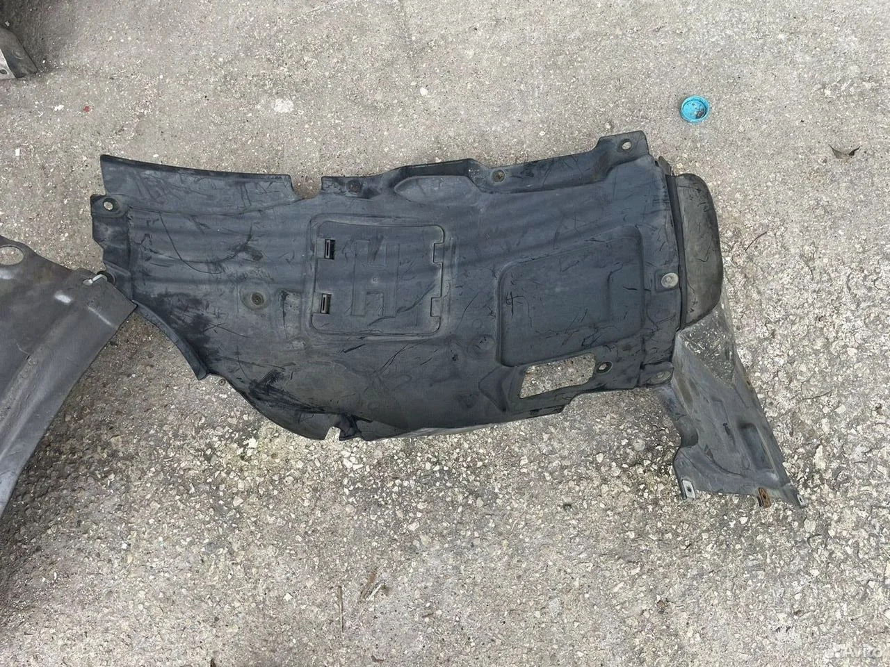 Подкрылок щиток передний бмв ф31 ф30 51717260726