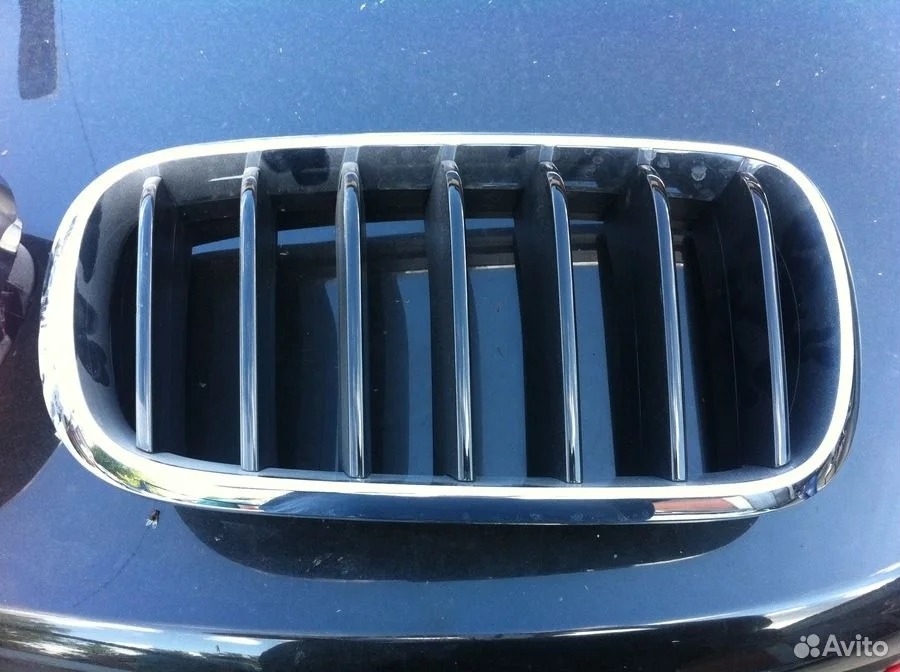 Решетка радиатора правая бмв х6 ф16 51137373690