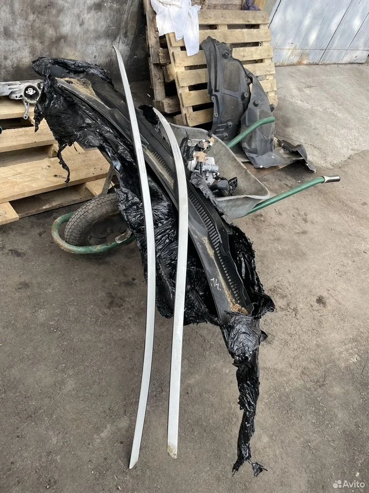 Молдинг крыши левый правый бмв г30 51137443691