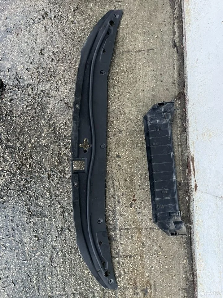 Накладка передней панели toyota land cruiser 200