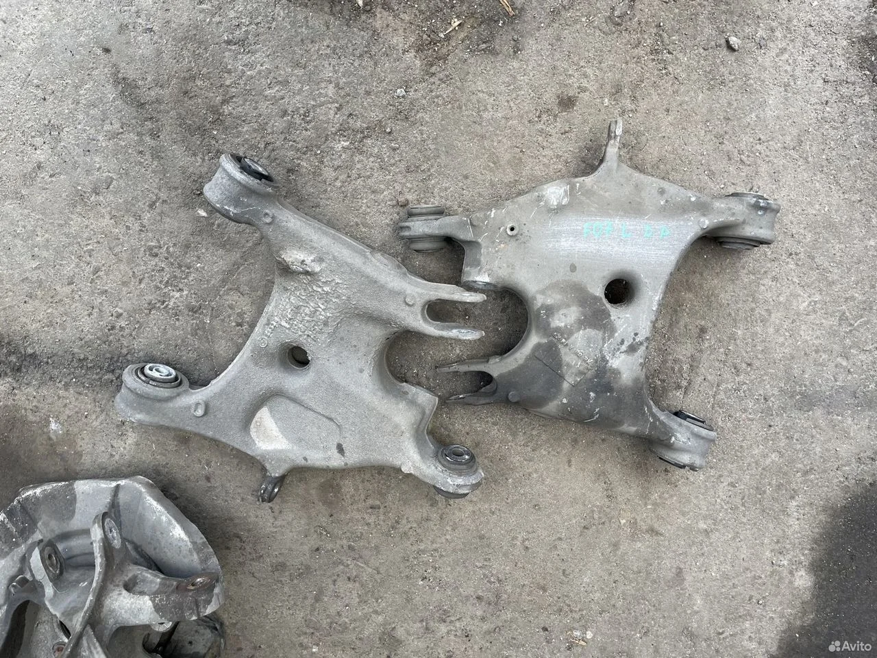 Рычаг задний левый бмв ф07 ф11 33326780069