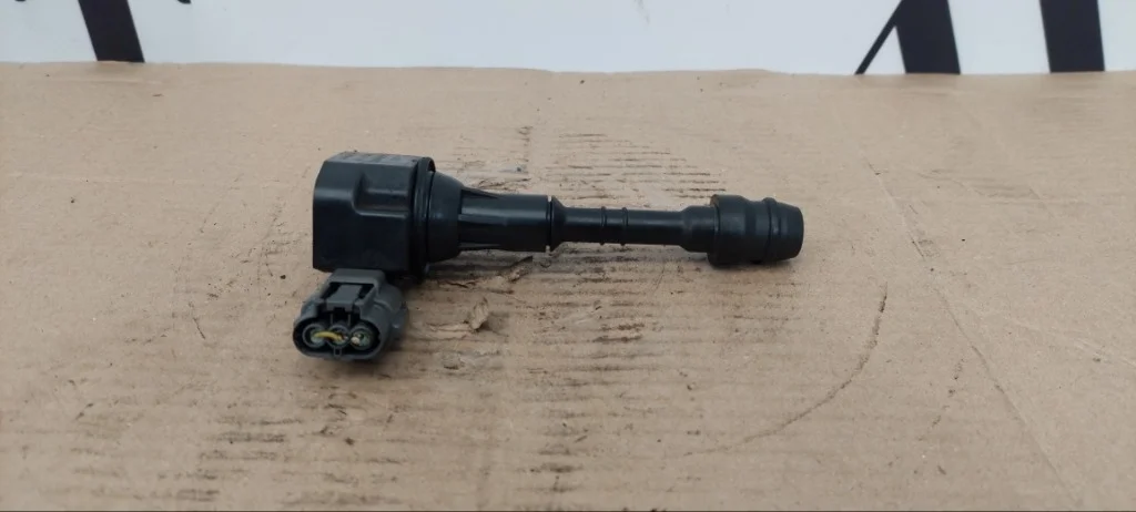 Катушка зажигания Nissan Elgrand VQ35DE