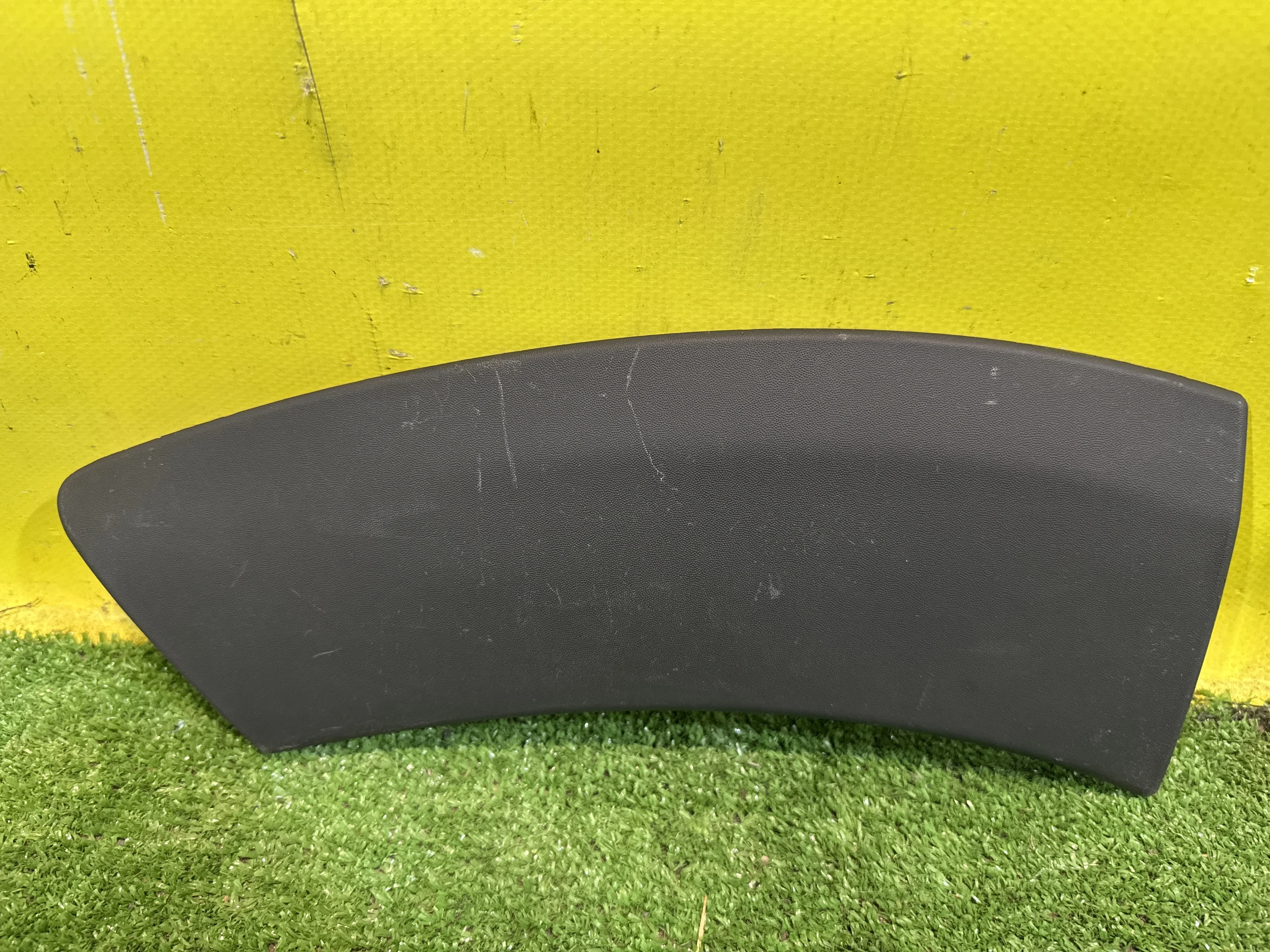 Накладка крыла заднего правого  Renault Duster 2015 788A24426R 33702