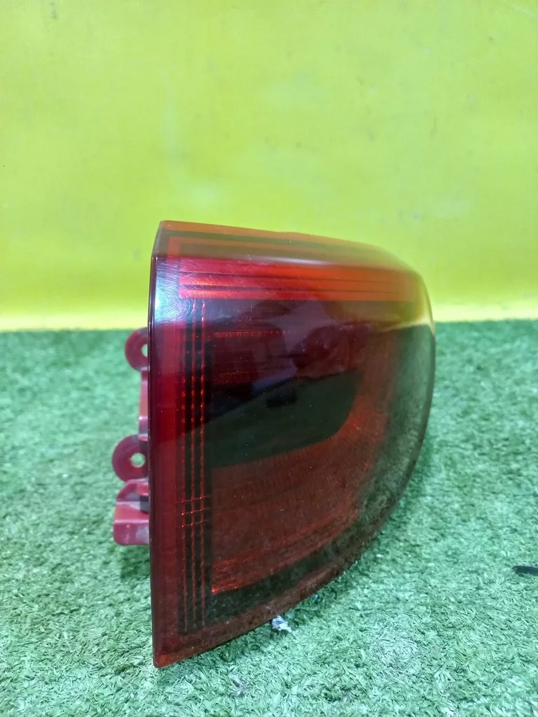 Фонарь задний наружный правый  Kia Sportage 4 QL 2016 92402F1000 34583