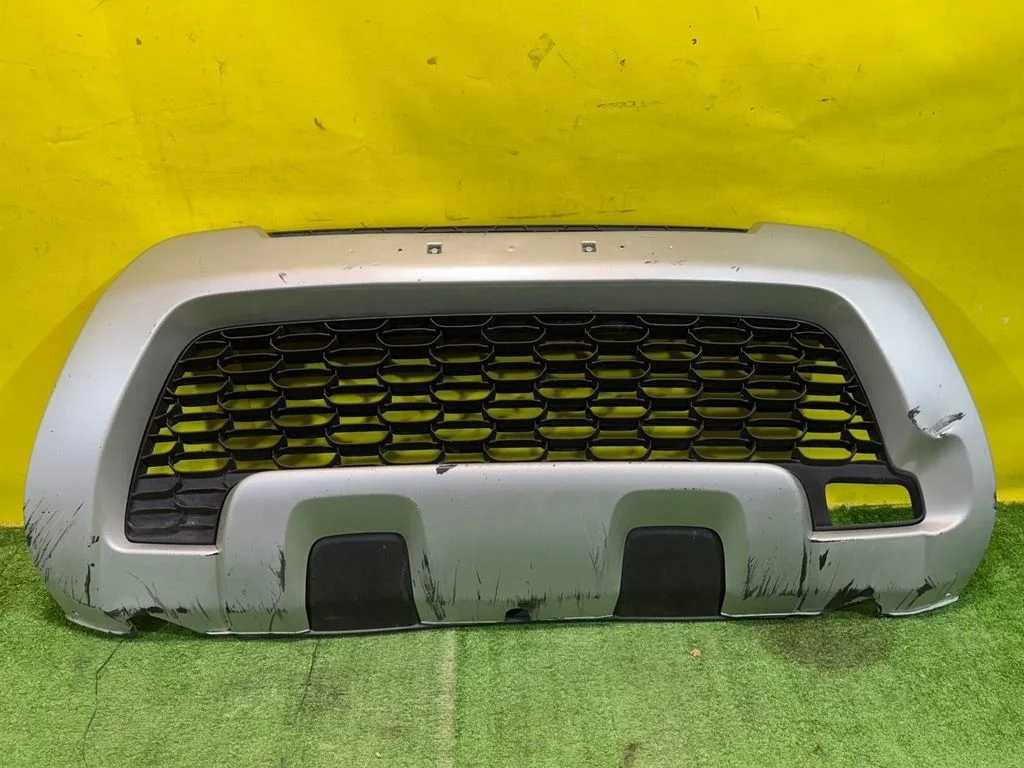 Решетка в бампер нижняя  Renault Duster 2015 622542036R 40049