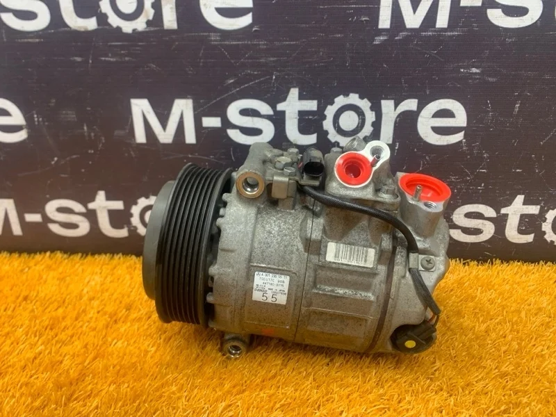 Компрессор кондиционера Mercedes-Benz C-Class 2006 A0012305511 W203 271.940