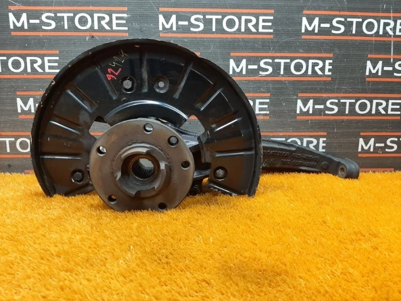 Ступица Volkswagen Touareg 2003 7L0407258A 7L AXQ, передняя правая