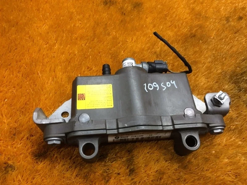 Пиропатрон петли капота Bmw 7-Series 2011 7191050 F01 N63B44, правый