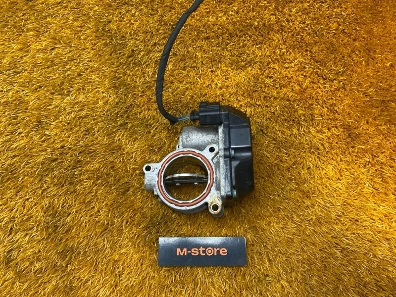 Дроссельная заслонка Audi Q7 2010 057128063D 4L CJTC