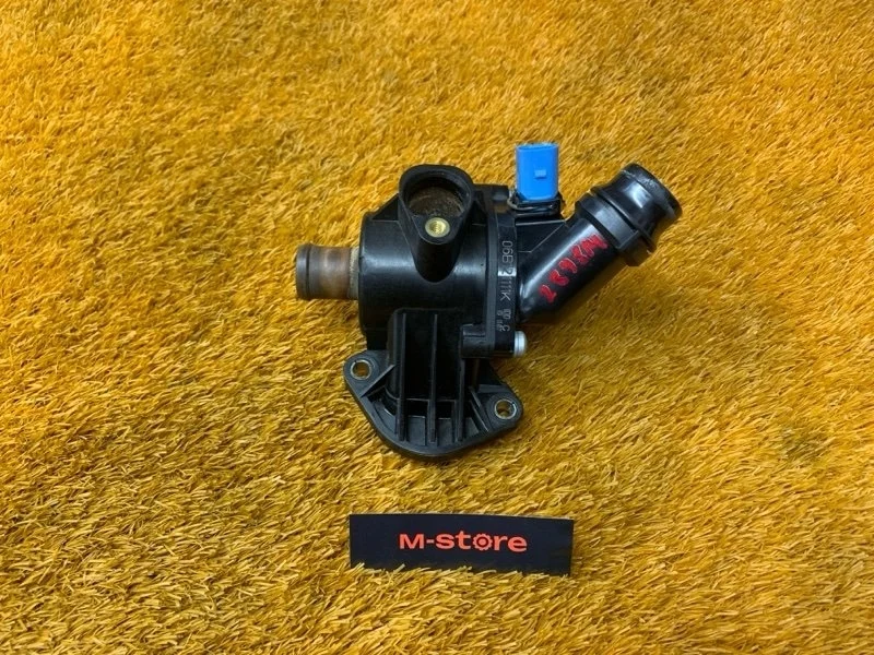 Термостат Audi A4 2008 06B121111K B7 ALT