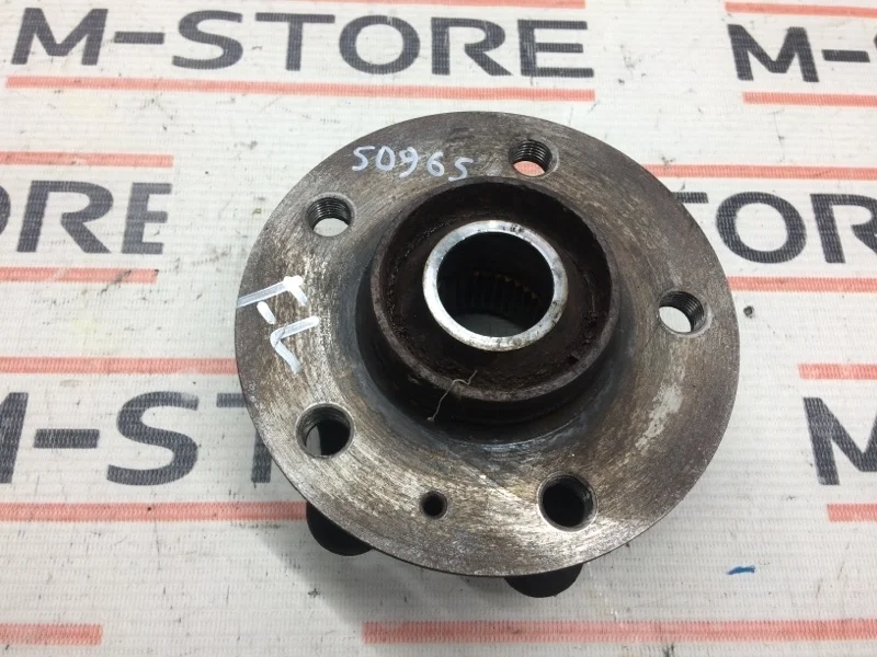 Ступица Audi A5 2010 8K0407613B 8T CDNC, передняя левая