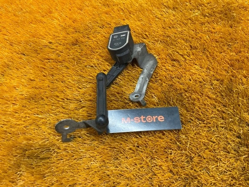 Датчик высоты дорожного просвета Bmw 3-Series 2005 6763735 E90 N46B20B, задний правый