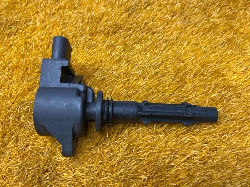 Катушка зажигания Mercedes-Benz Glk-Class 2011 A0001502780 X204 272.948