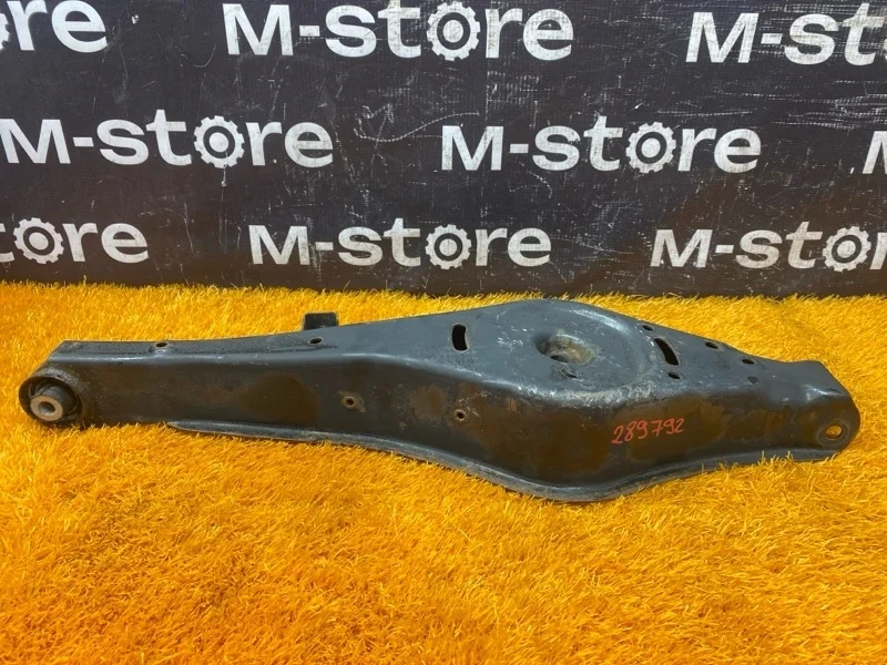 Рычаг подвески нижний Volkswagen Passat 2012 1K0505371 B7 CAX, задний левый