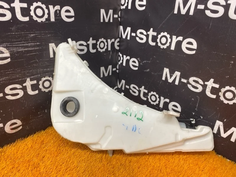 Бачок омывателя Audi A6 2011 4G8955451D C7/4G CHVA