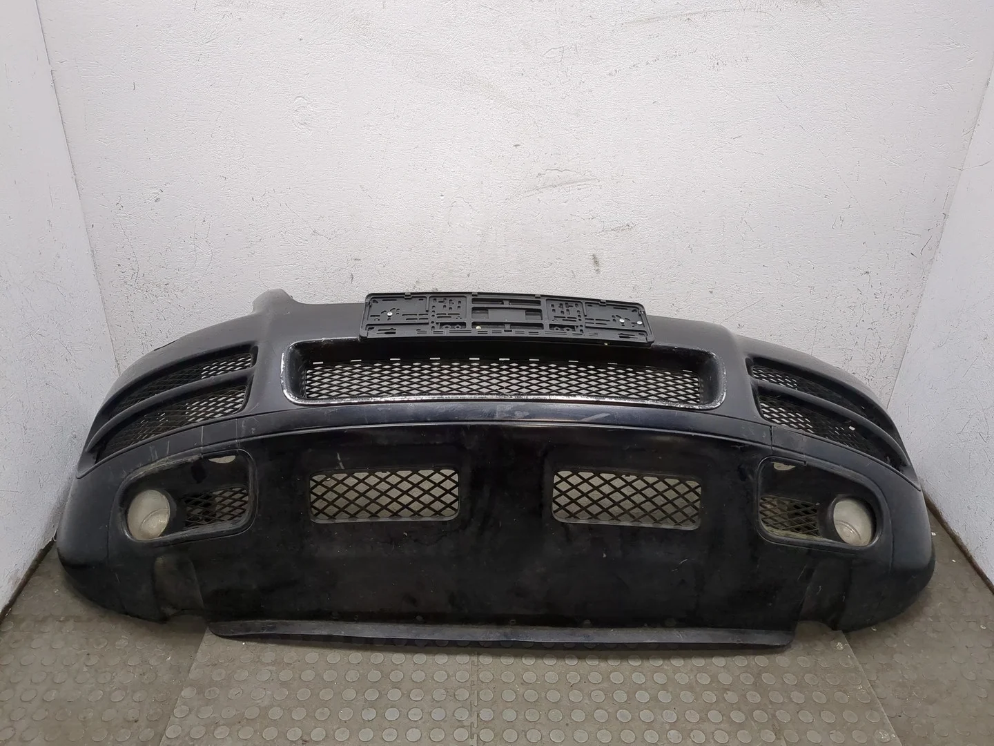 Бампер Volkswagen Touareg 2002-2007 КПП автомат 4х4 (АКПП) AYH Дизель 5 л TDI