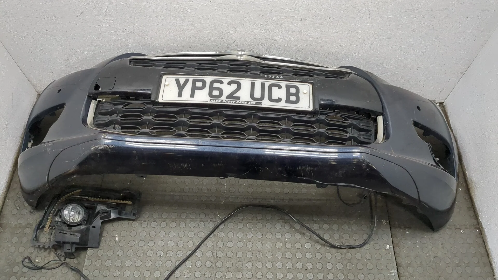 Бампер Citroen DS4 2010-2018 КПП 6-ст.мех.(МКПП) RHH Дизель 2 л HDI