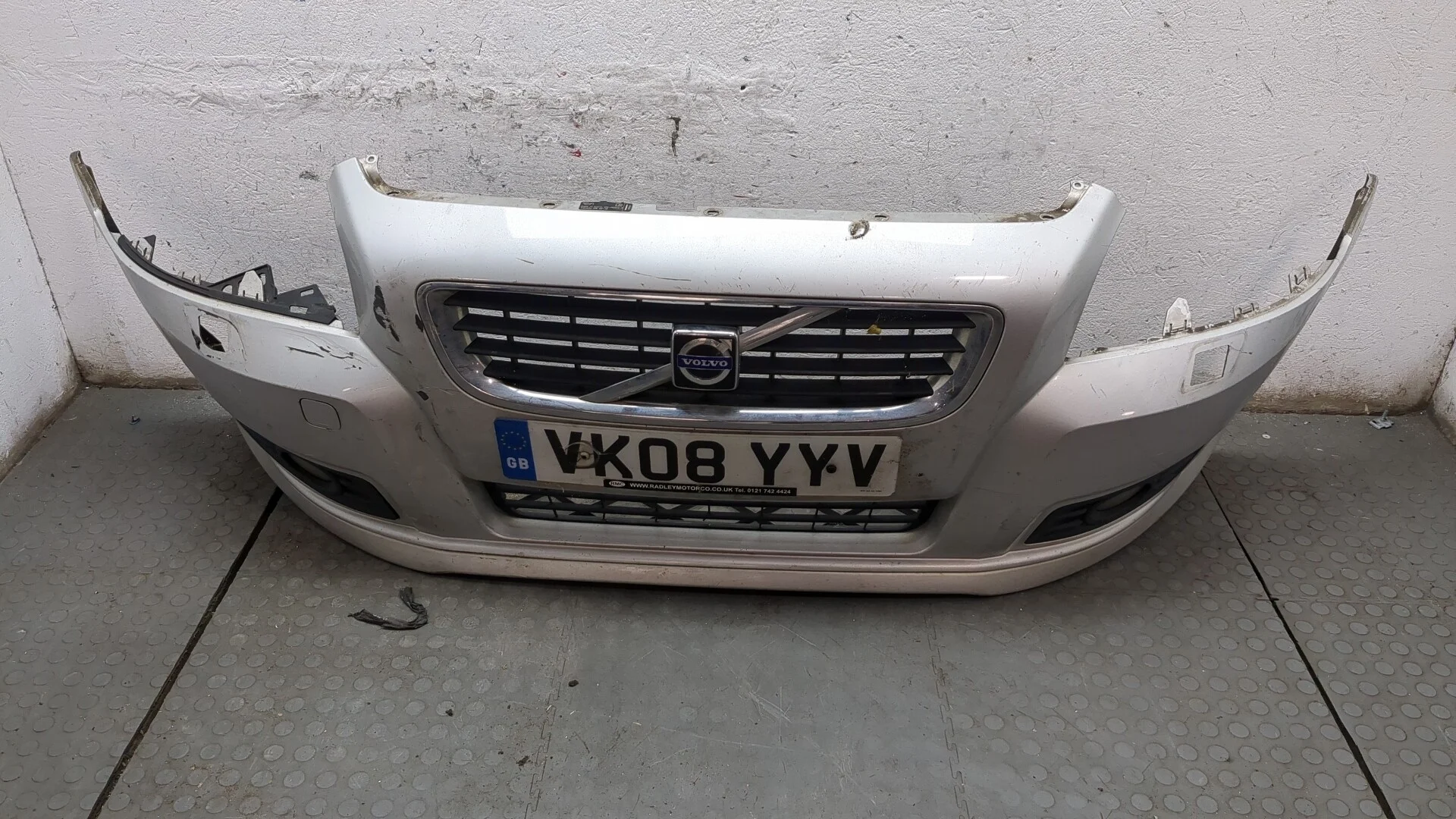 Бампер Volvo V50 2004-2012 КПП 6-ст.мех.(МКПП) D4204T Дизель 2 л Турбо