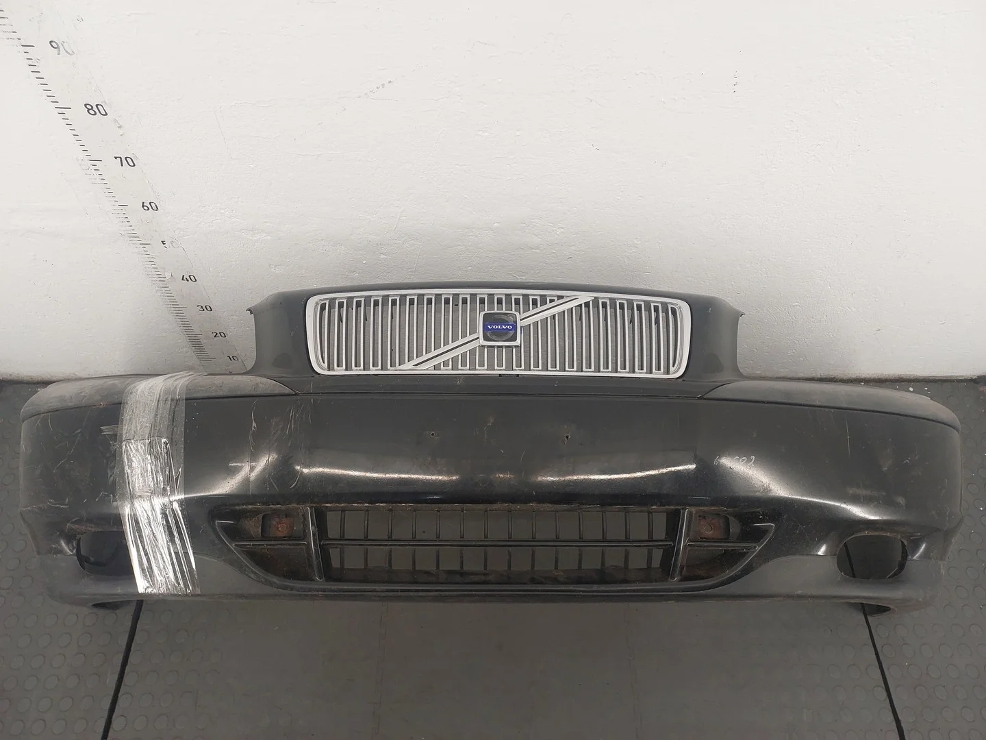 Бампер Volvo S80 1998-2006 КПП 5-ст.мех.(МКПП) B5244S2 Бензин 2.4 л Инжектор