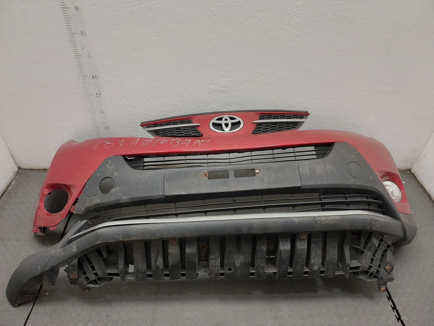 Бампер Toyota RAV 4 2012-2019 КПП 6-ст.мех 4х4 (МКПП) 1AD-FTV Дизель 2 л D-4D