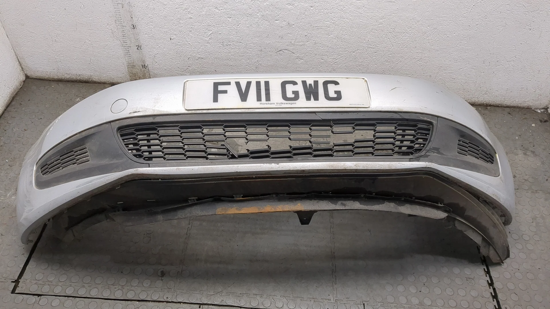 Бампер Volkswagen Polo 2009-2014 КПП 5-ст.мех.(МКПП) CGPA Бензин 1.2 л Инжектор