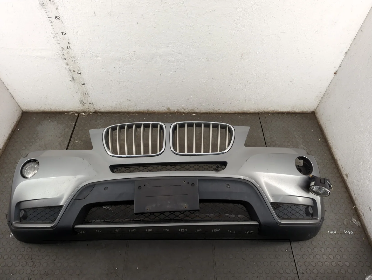 Бампер BMW X3 F25 2010-2017 КПП автомат 4х4 (АКПП) N52B30A, N52B30B Бензин 3 л Инжектор