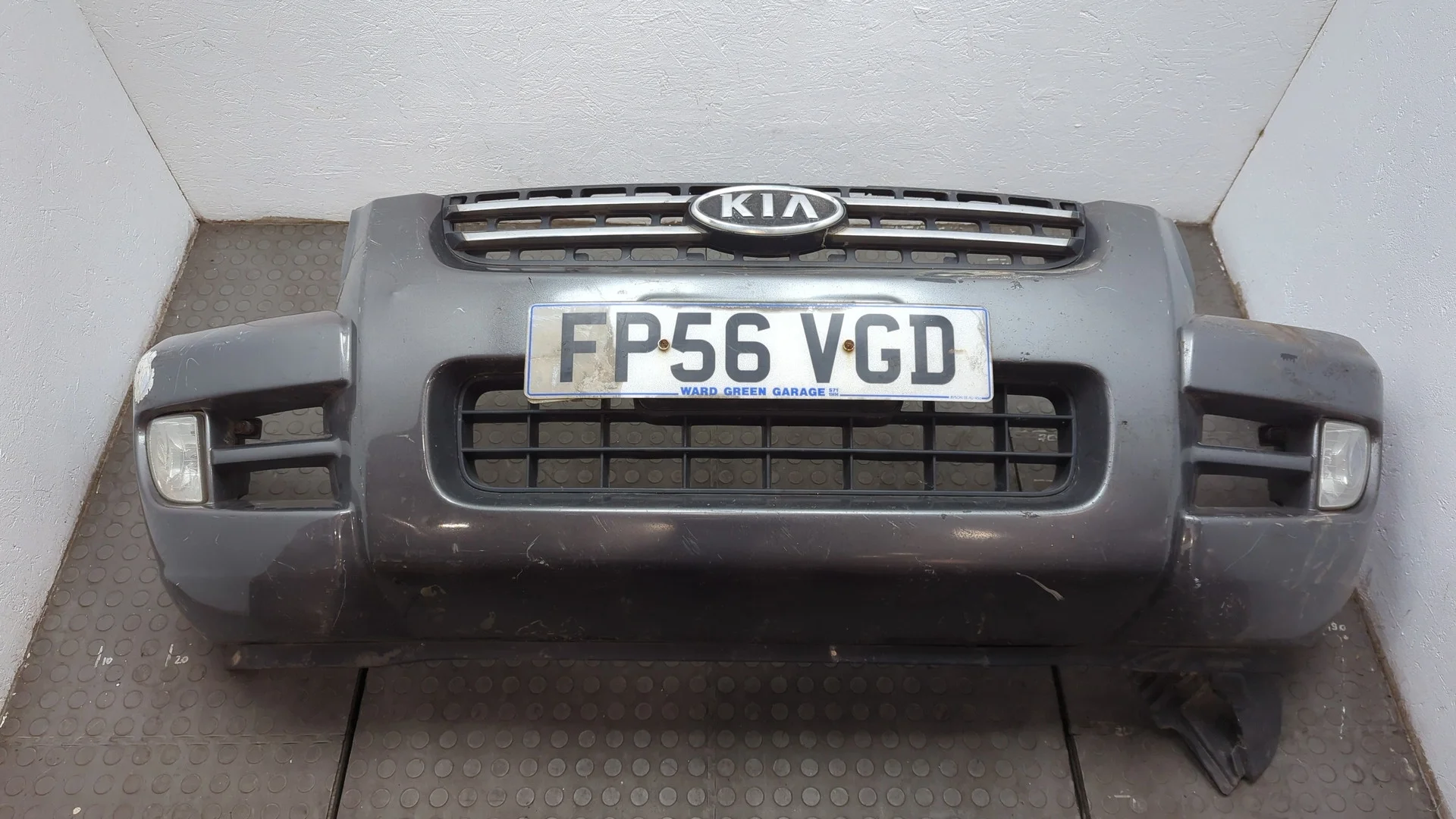 Бампер Kia Sportage 2004-2010 КПП 6-ст.мех 4х4 (МКПП) D4EA Дизель 2 л CRDi