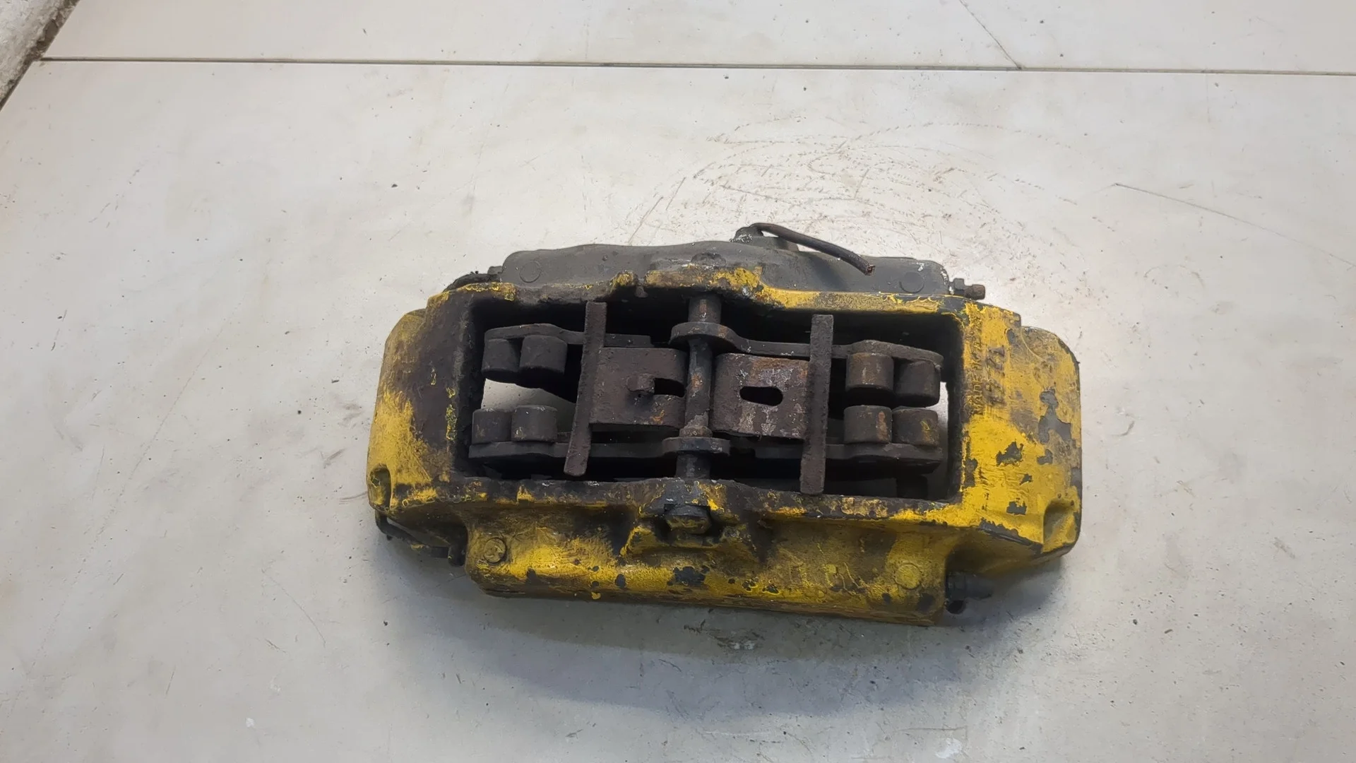 Суппорт Volkswagen Touareg 2002-2007 КПП автомат 4х4 (АКПП) BKS Дизель 3 л