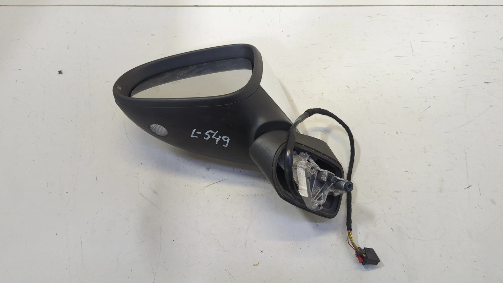 Зеркало боковое Volkswagen Touareg 2010-2014 КПП автомат 4х4 (АКПП) CGRA Бензин 3.6 л FSI