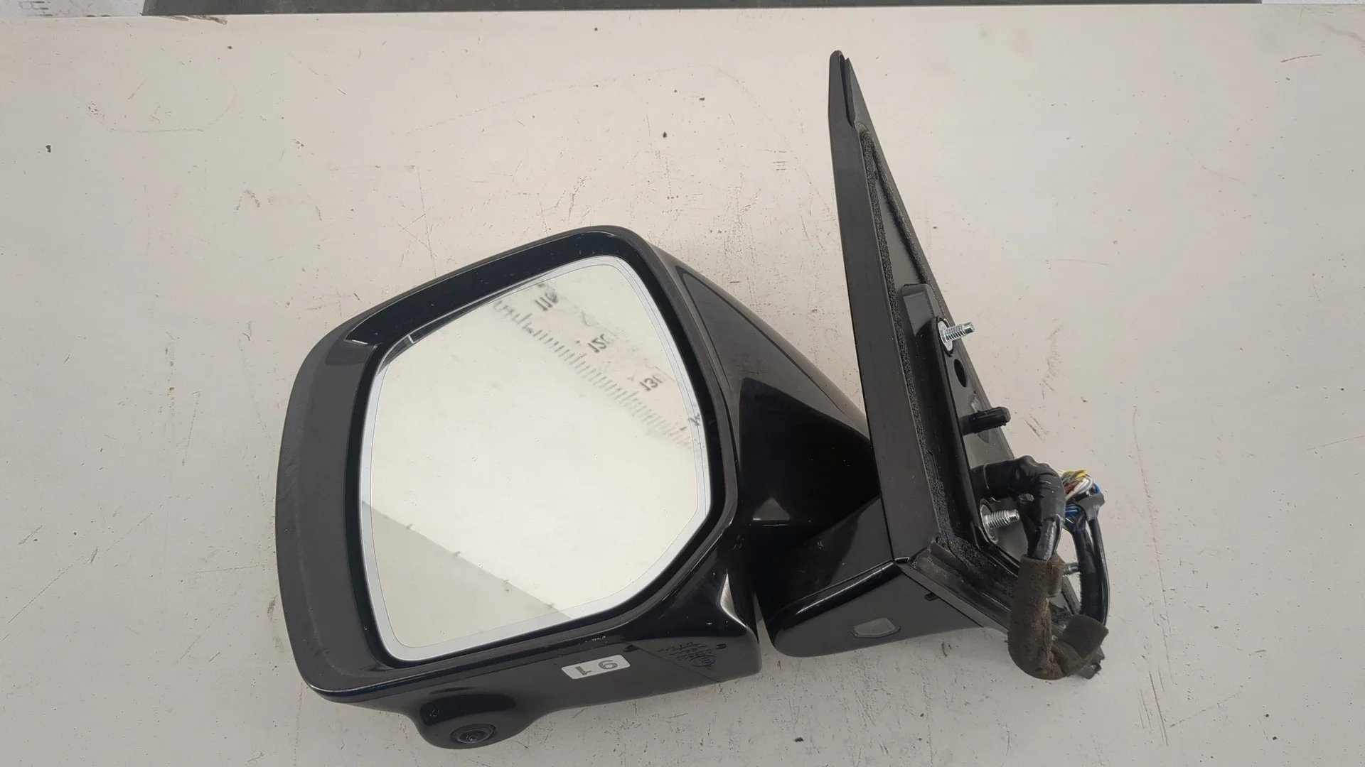 Зеркало боковое Infiniti QX80 2014-2017 КПП автомат 4х4 (АКПП) VK56VD Бензин 5.6 л Инжектор