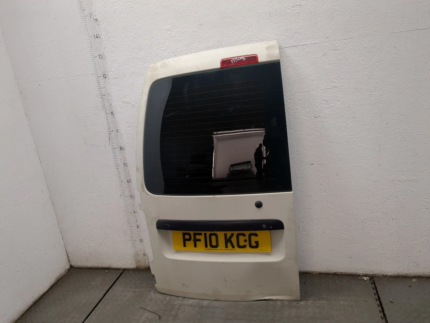 Дверь задняя (распашная) Volkswagen Caddy 2004-2015 КПП 5-ст.мех.(МКПП) BLS Дизель 1.9 л TDI