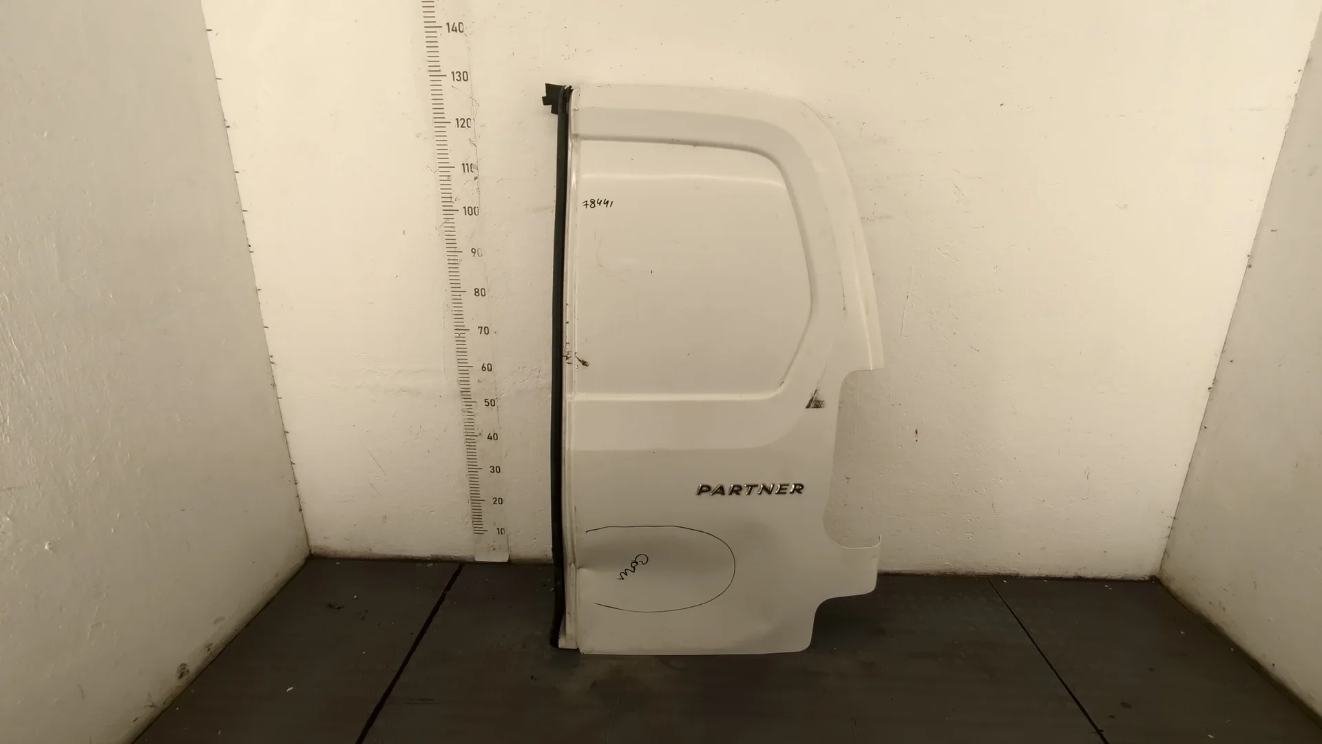 Дверь задняя (распашная) Peugeot Partner 2015-2018 КПП 5-ст.мех.(МКПП) 9HF Дизель 1.6 л HDI