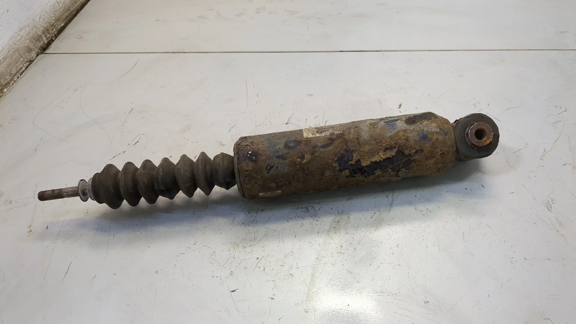 Амортизатор подвески Volvo XC90 2002-2014 КПП автомат 4х4 (АКПП) D5244T4 Дизель 2.4 л Турбо