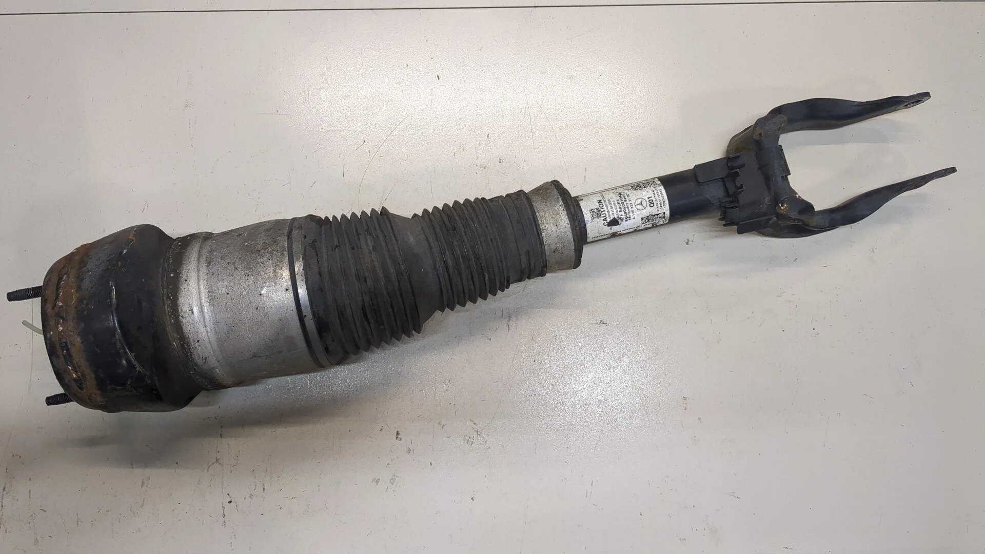 Амортизатор подвески Mercedes-Benz GL X166 2012-2016 КПП автомат 4х4 (АКПП) 278.928 Бензин 4.7 л Турбо-инжектор