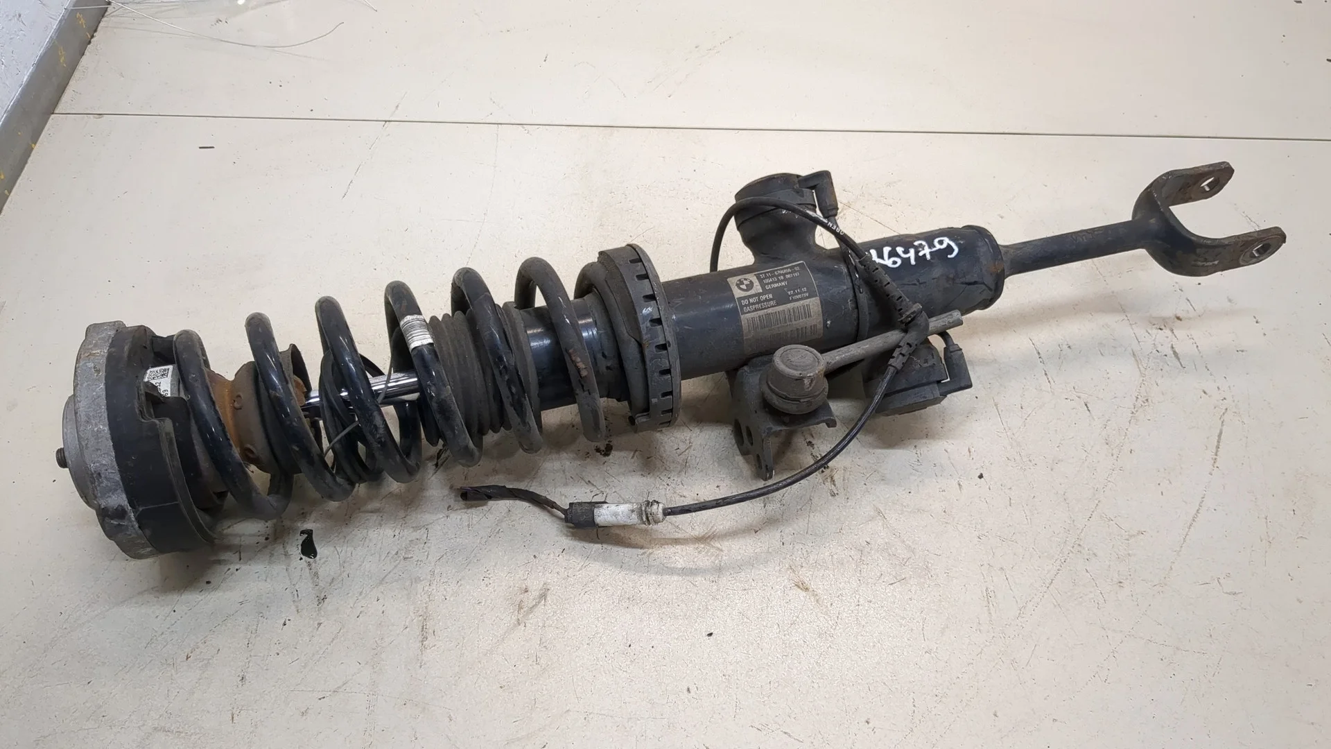 Амортизатор подвески BMW 5 F10 2010-2017 КПП автомат (АКПП) N57D30B Дизель 3 л Турбо