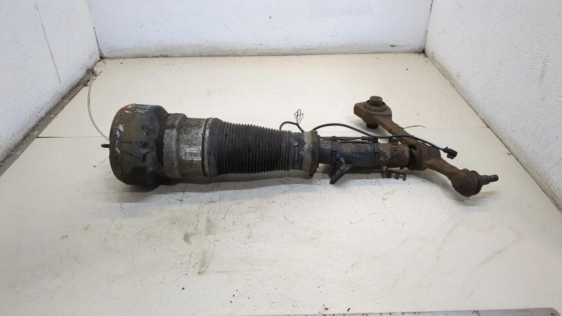 Амортизатор подвески Mercedes-Benz S-Class W221 2005-2013 КПП автомат (АКПП) OM 642.930 Дизель 3 л CDI