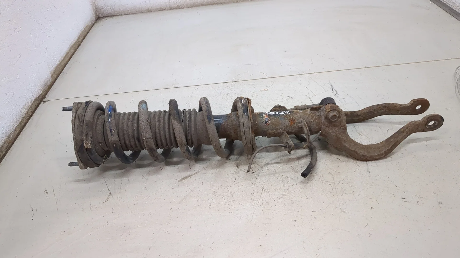 Амортизатор подвески Infiniti EX35 КПП автомат 4х4 (АКПП) V9X Дизель 3 л Турбо