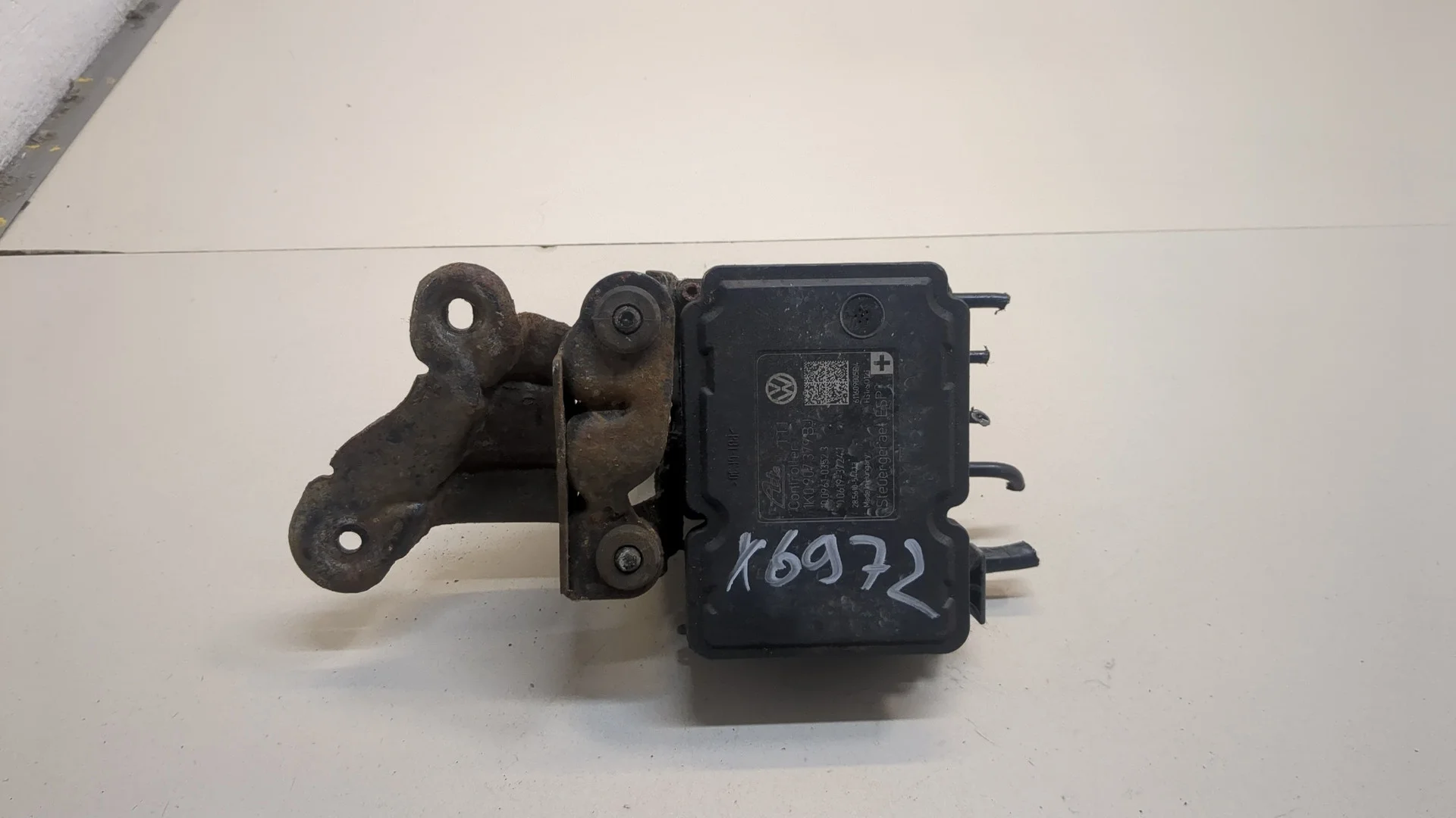 блок ABS Seat Leon 2 2005-2012 КПП 5-ст.мех.(МКПП) CAYC Дизель 1.6 л TDI