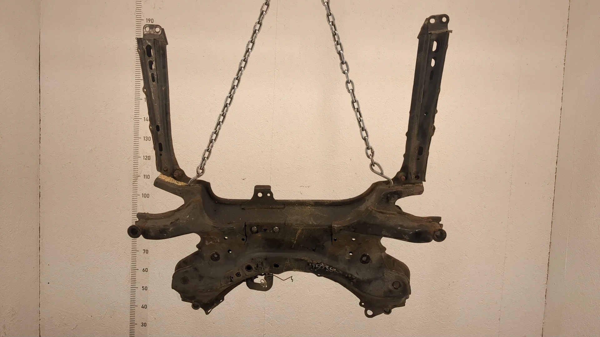 Балка подвески передняя (подрамник) Toyota Auris E18 2012-2018 КПП вариатор 2ZRFE Гибридный 1.8 л Инжектор