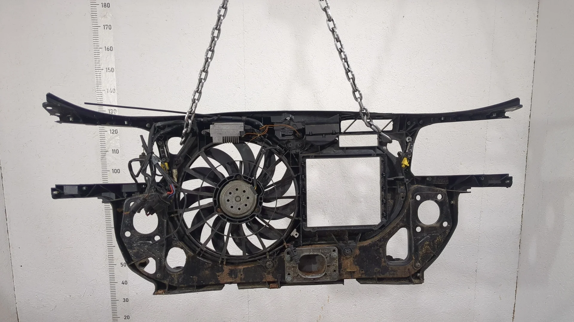 Рамка передняя (телевизор) Audi A4 (B6) 2000-2006 КПП 5-ст.мех.(МКПП) ALT Бензин 2 л Инжектор