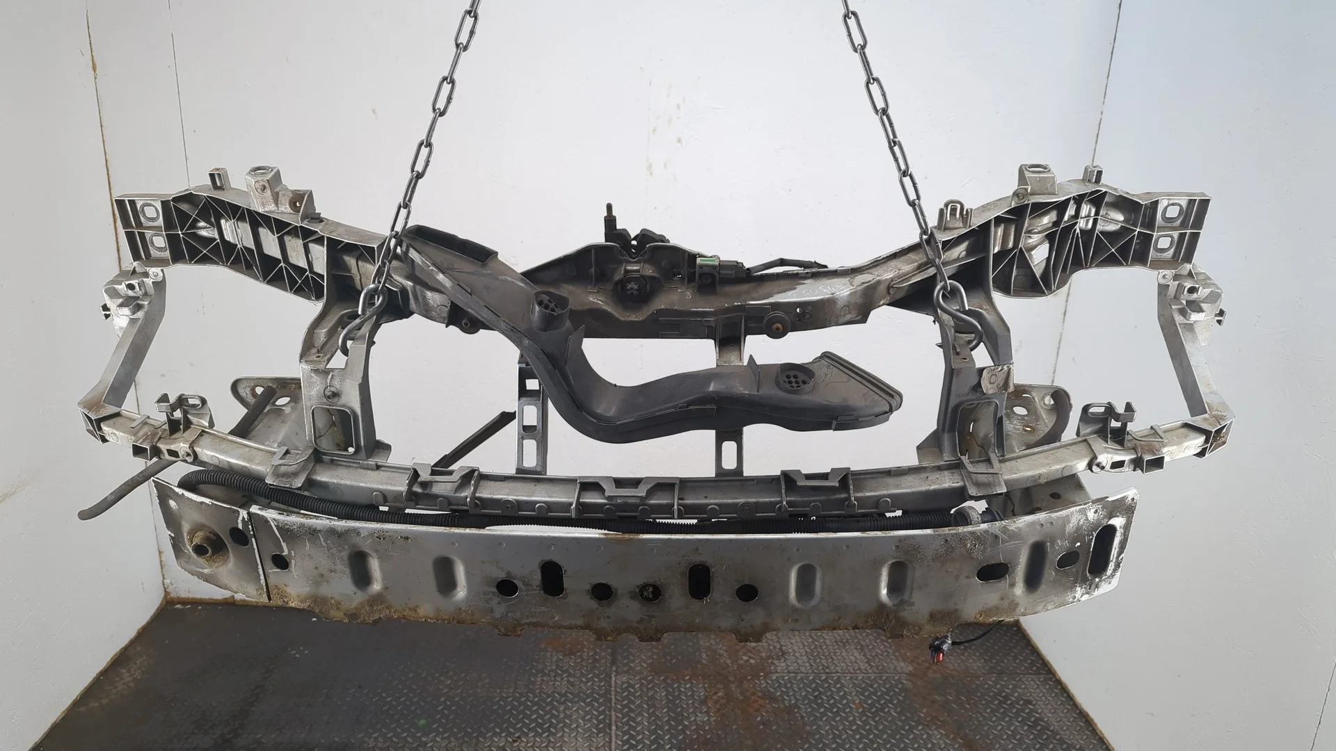 Рамка передняя (телевизор) Ford Kuga 2008-2012 КПП 6-ст.мех.(МКПП) UFDA Дизель 2 л TDCI