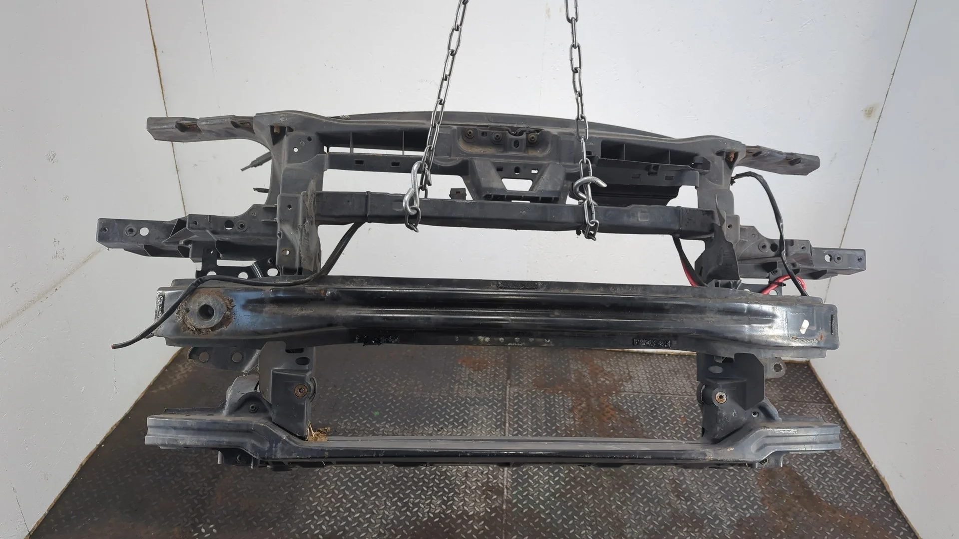 Рамка передняя (телевизор) Volkswagen Touran 2003-2006 КПП 6-ст.мех.(МКПП) BKC Дизель 1.9 л TDI