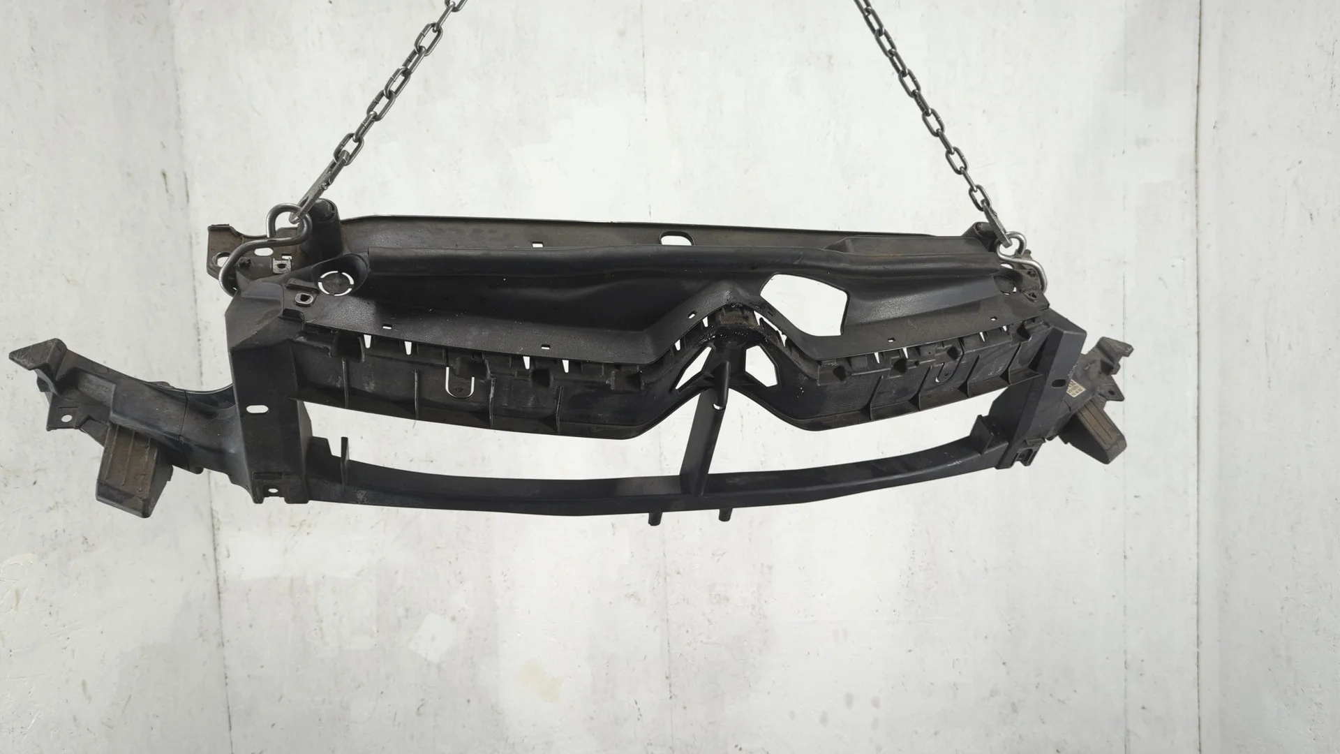 Рамка передняя (телевизор) Citroen C4 2010-2020 КПП 5-ст.мех.(МКПП) 9HP Дизель 1.6 л HDI