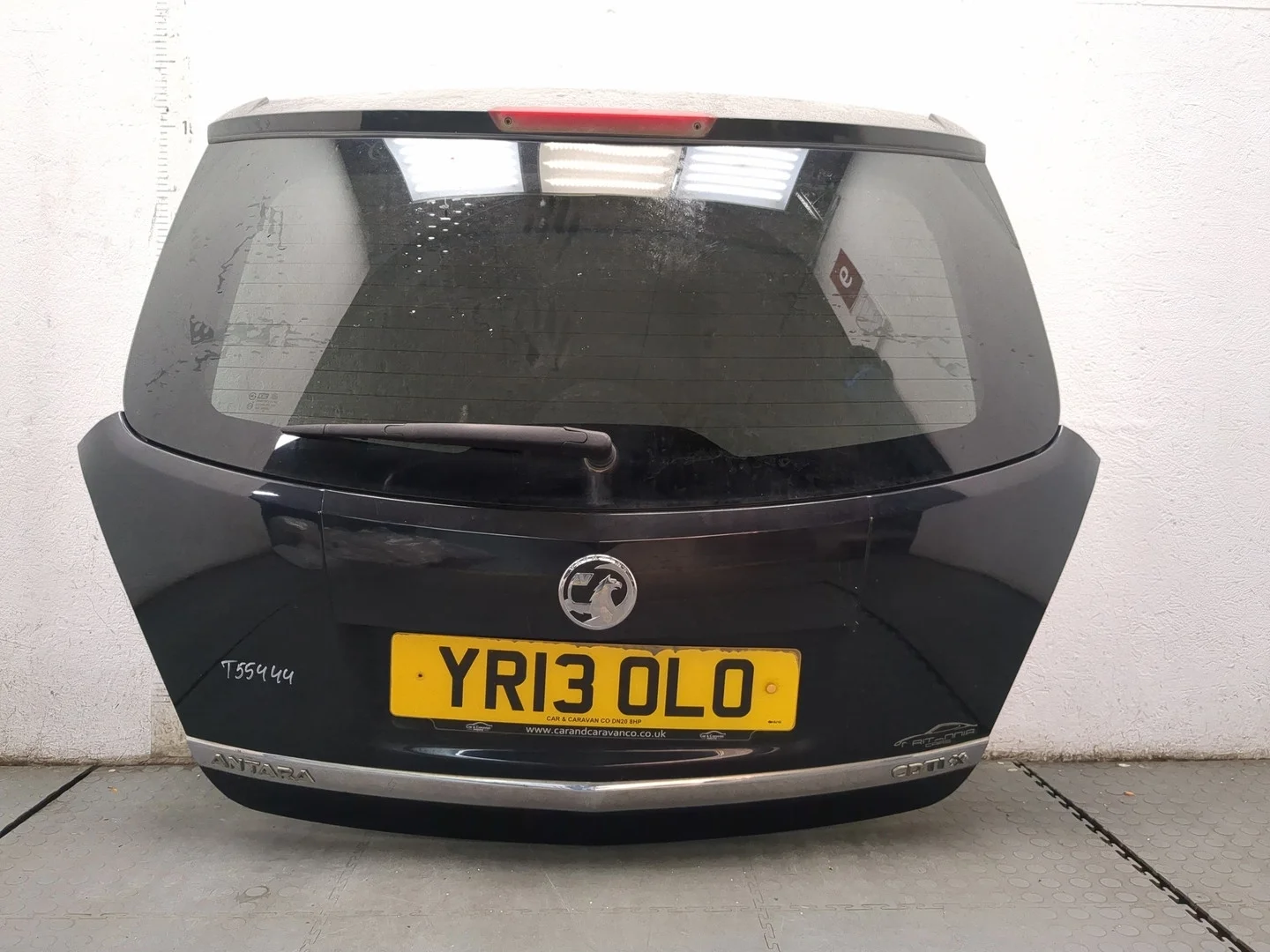 Крышка (дверь) багажника Opel Antara 2006-2015 КПП 6-ст.мех 4х4 (МКПП) A22DM Дизель 2.2 л